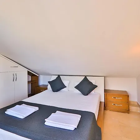 Cennetkoy Kalkan Sleeps 12 * Kaş