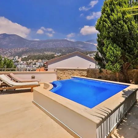 Cennetkoy Kalkan Sleeps 12 Villa *