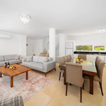 Cennetkoy Kalkan Sleeps 12 Villa Kas