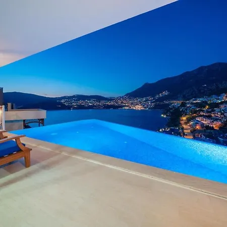 Cennetkoy Kalkan Sleeps 12 *