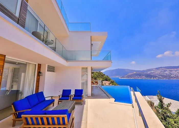 Villa Cennetkoy Kalkan Sleeps 12 Kaş