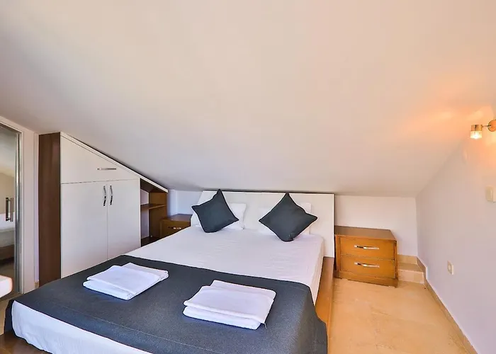 Cennetkoy Kalkan Sleeps 12 * Kaş