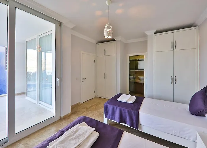 Cennetkoy Kalkan Sleeps 12