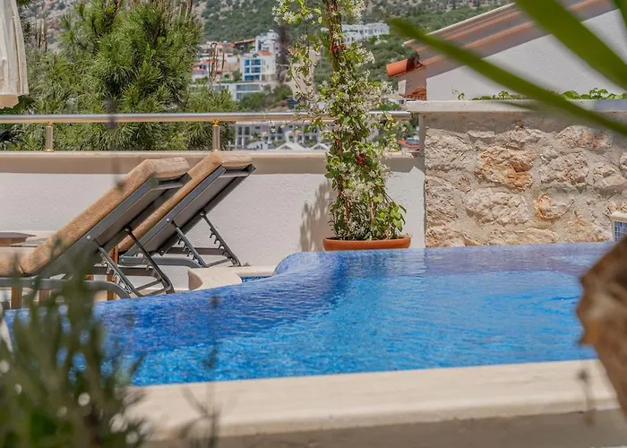 Cennetkoy Kalkan Sleeps 12 Villa Kaş