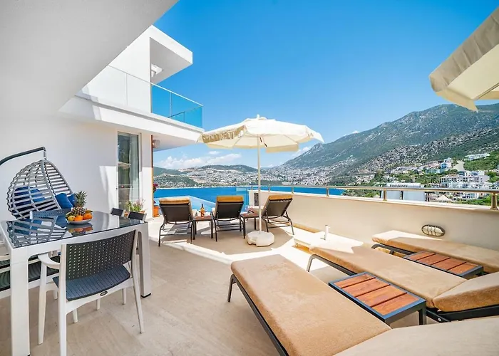 Cennetkoy Kalkan Sleeps 12 * Kaş