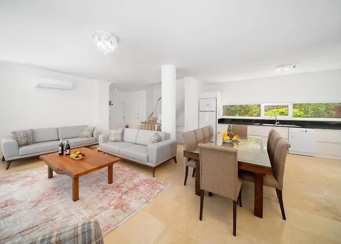 Cennetkoy Kalkan Sleeps 12 Villa Kaş