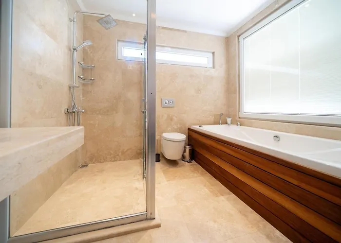 Cennetkoy Kalkan Sleeps 12